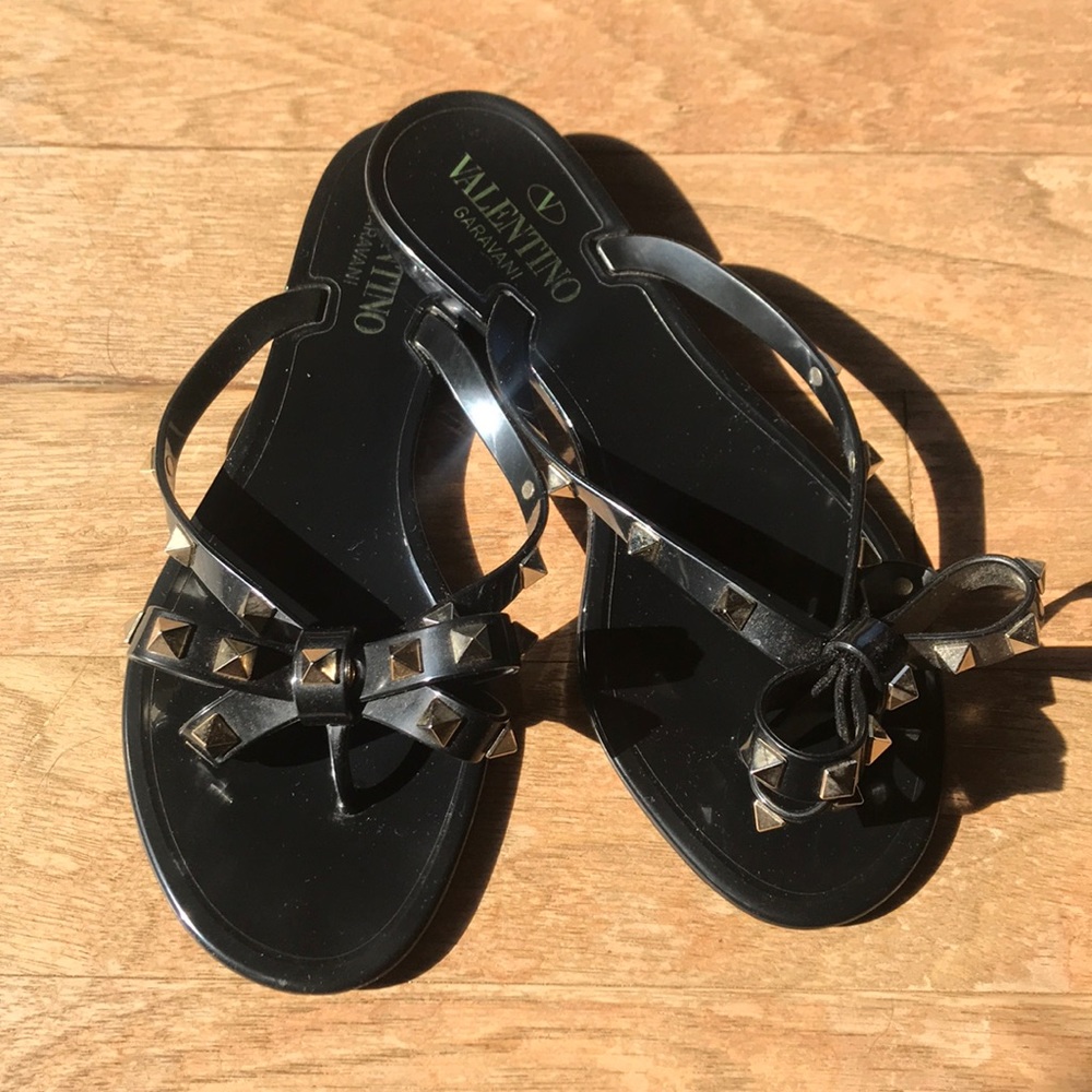 Valentino Garavani jelly thong